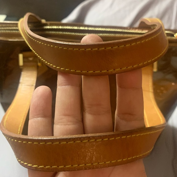 Louis Vuitton vernis bag - Picture 5 of 12